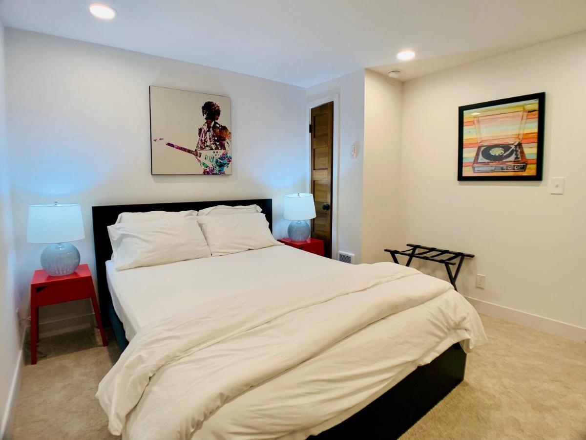 Phinneywood Hideaway - Zoo Meets Apartment Seattle