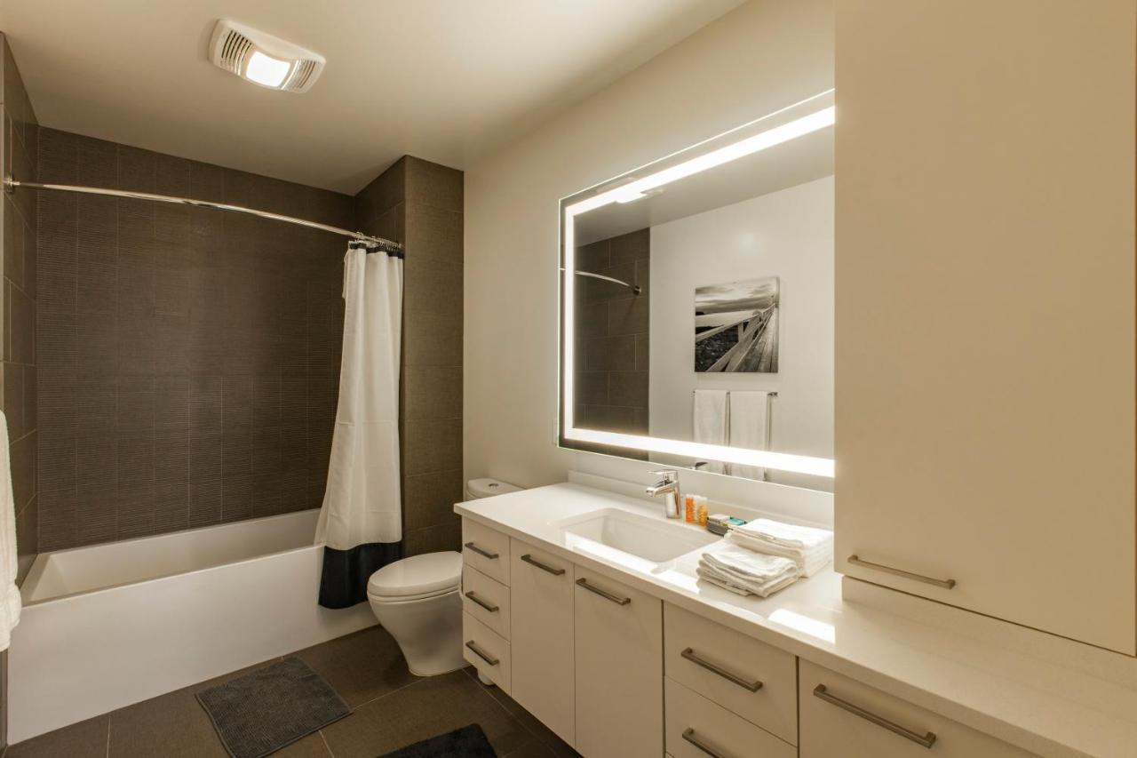 Downtown Convention Center Apartment Seattle