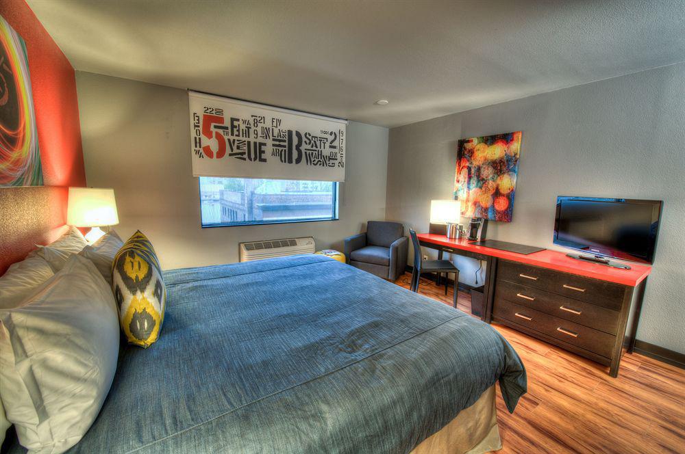 Staypineapple, Five, Downtown Hotel Seattle