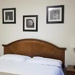 University Motel Suites