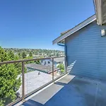 5 Min To Downtown Seattle! 3Br & 2Ba Cozy Townhome Townhouse