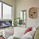 Stylish Ballard Studio 15 Mins From Space Needle