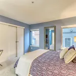 Belltown Court Sunset Suite
