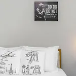 Yoda\'S Swamp Suite