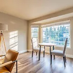 Modern And Spacious Apartment- Gym, Wifi, Free Parking