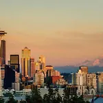 St1B Convenient Villa Seattle Downtown Closeby