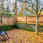 Prime Northgate Retreat Near Mall I-5 Light Rail
