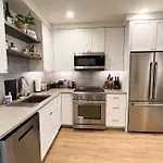 Modern 2 Bedroom Townhome