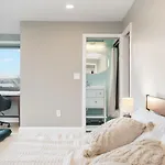 3Br 3Ba Kerry Park Retreat In Queen Anne