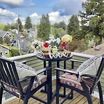 Seattle Escape Queen Anne W Private Deck
