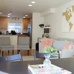 Super Spacious Modern Townhome