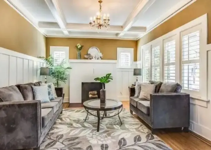 Montlake 7 Bedroom