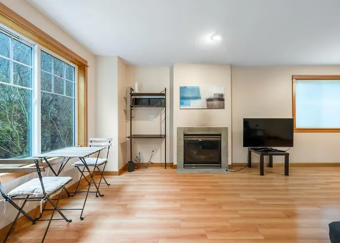 Urban Oasis- Central 2 Bedroom Unit, Walking Distance To Seattle\'S Top Attractions