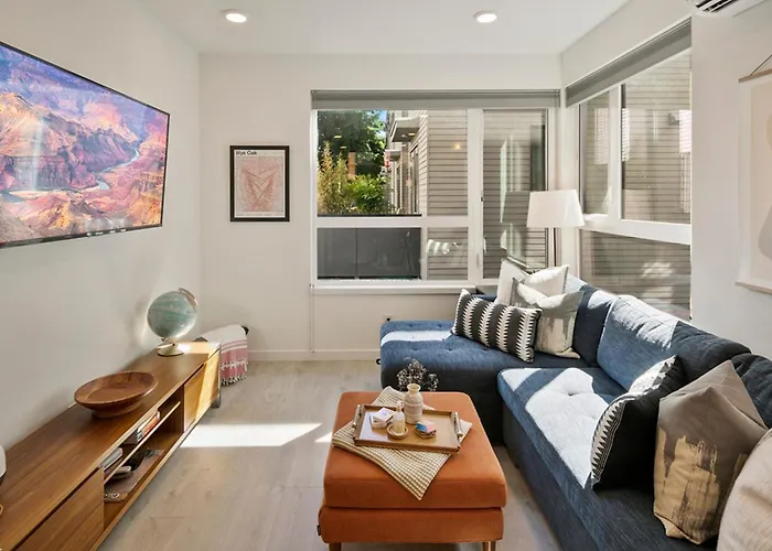 Urban Abode 18 By Betterstay