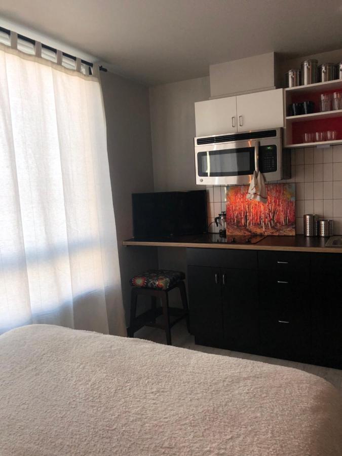Studio Apartment *