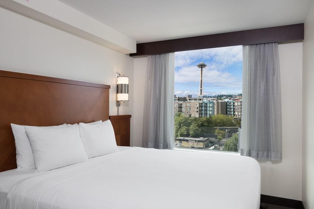 Hyatt Place Downtown