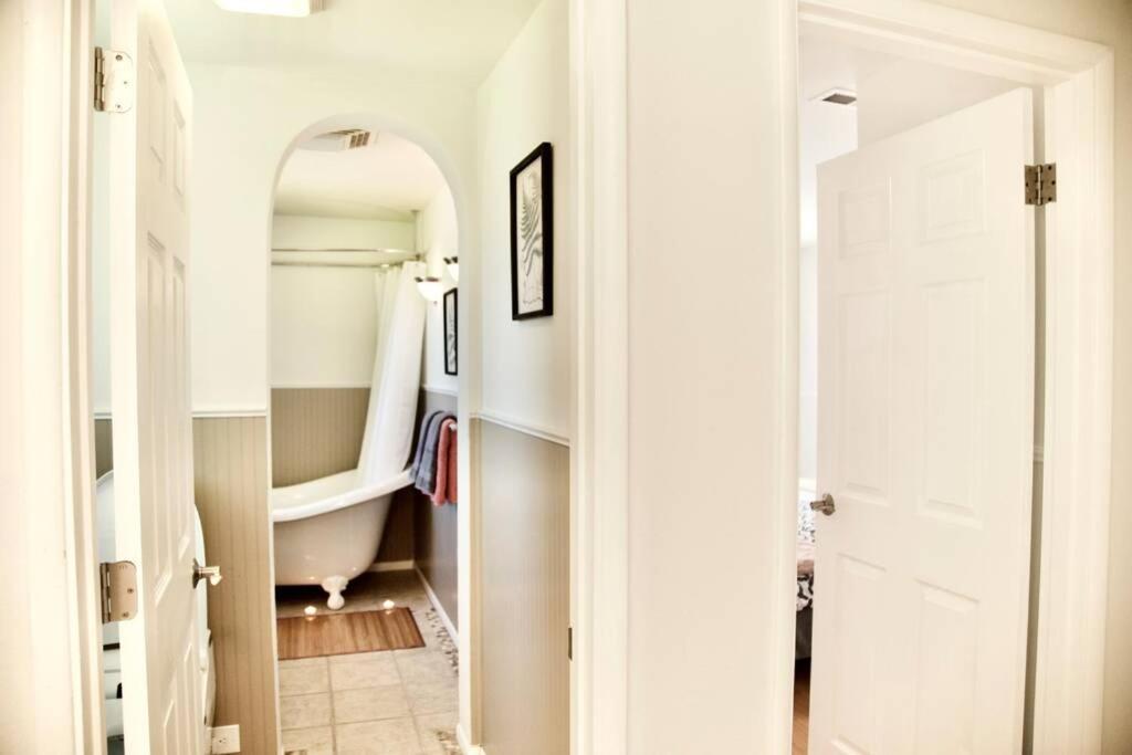 Private Getaway Near Washington! Holiday home