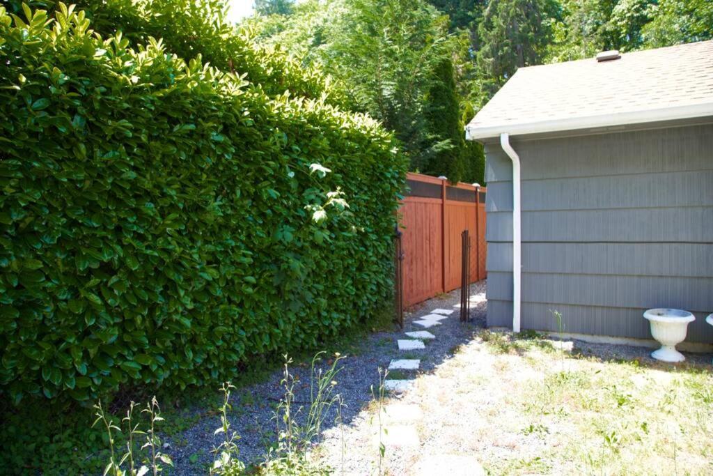 Private Getaway Near Washington! Seattle