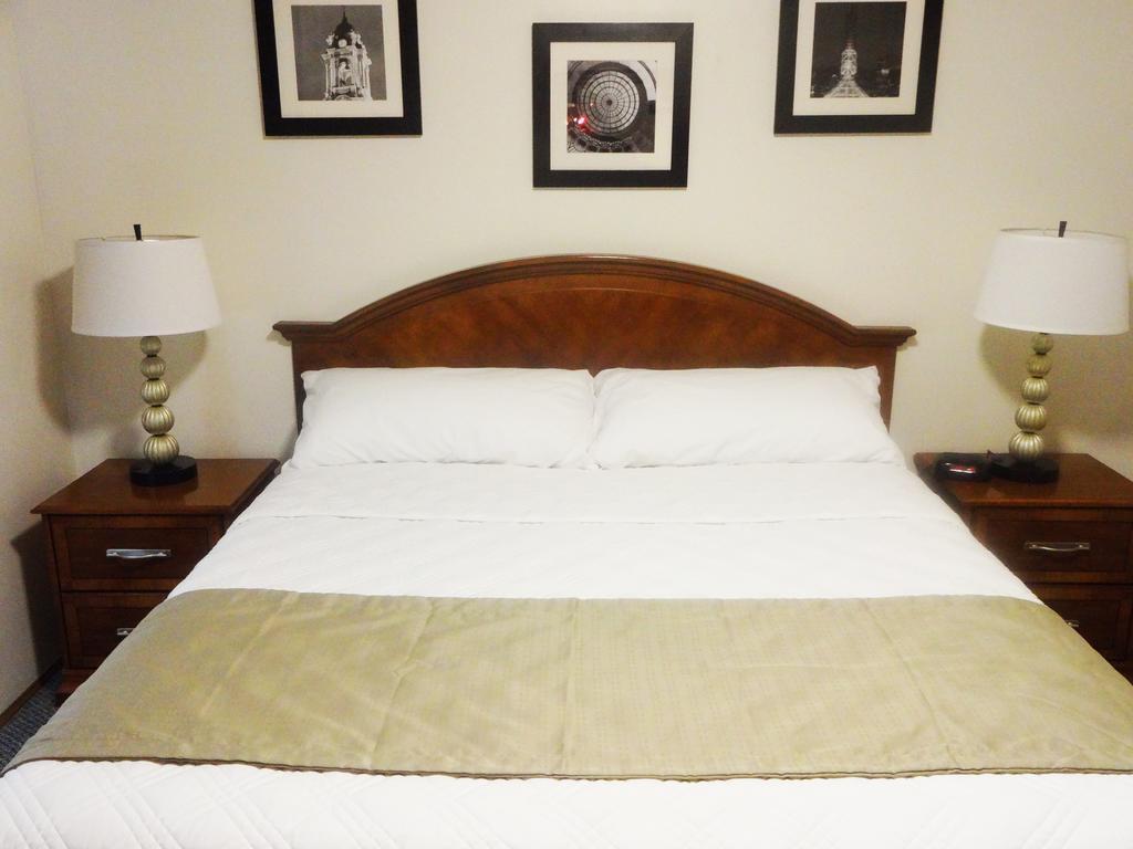 University Suites Hotel