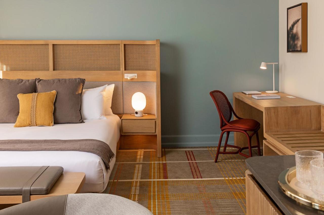 Andra Mgallery Collection Hotel 4*