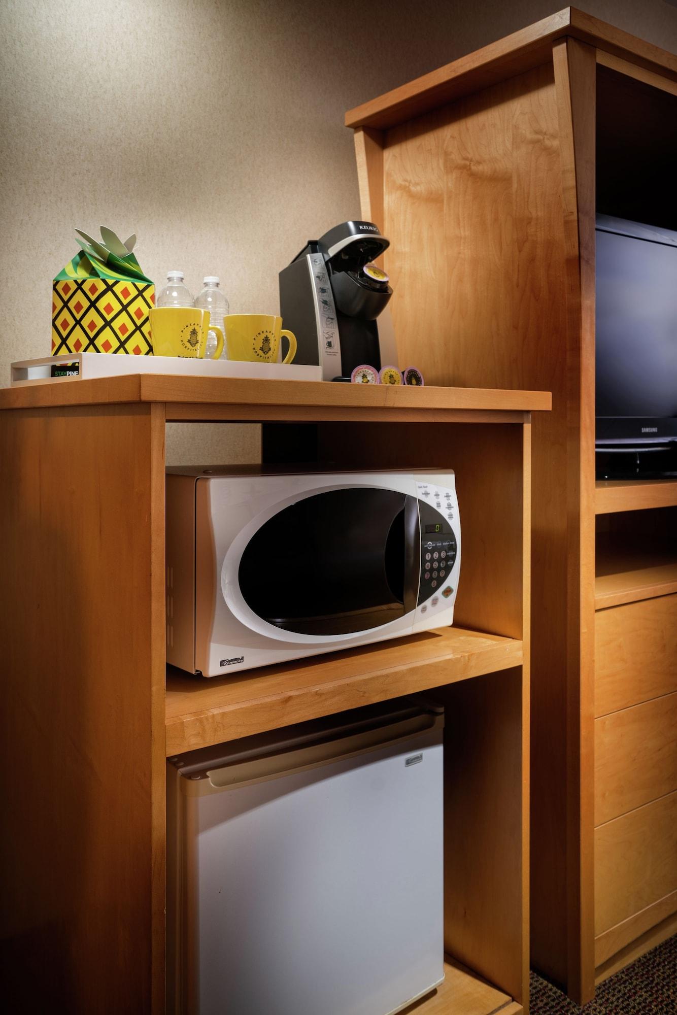 Staypineapple, Inn, District Hotel 3*