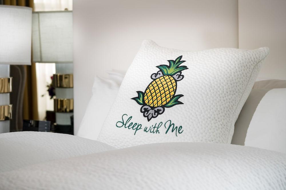 Staypineapple, Inn, District Seattle