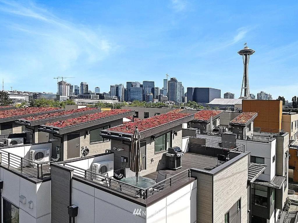 Deactivated- Rooftop Patio With Grill 2br 3ba Central, Walkable Location Holiday home Seattle