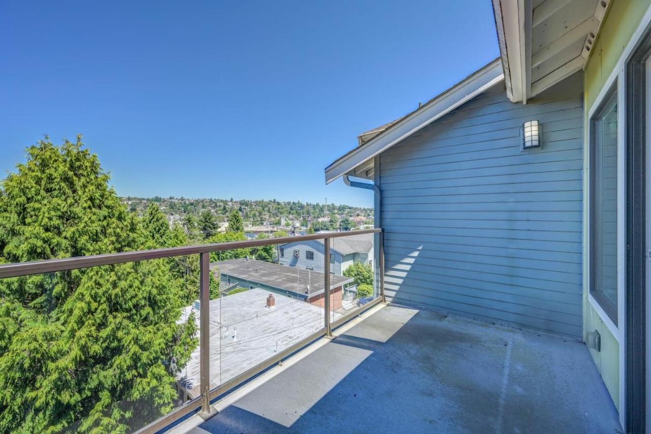 5 Min To Downtown Seattle! 3br & 2ba Cozy Townhome Townhouse *