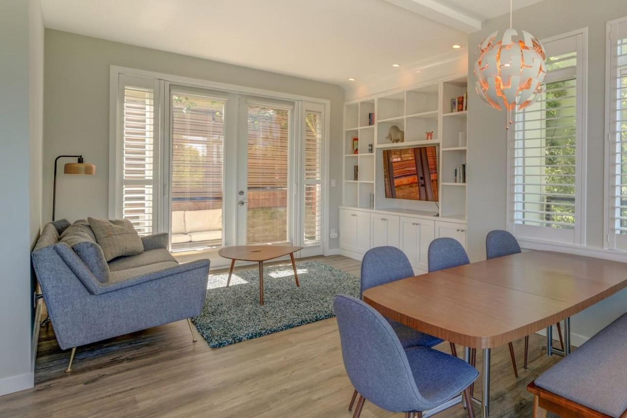 Holiday home 5 Min To Downtown Seattle! 3br & 2ba Cozy Townhome Townhouse Seattle