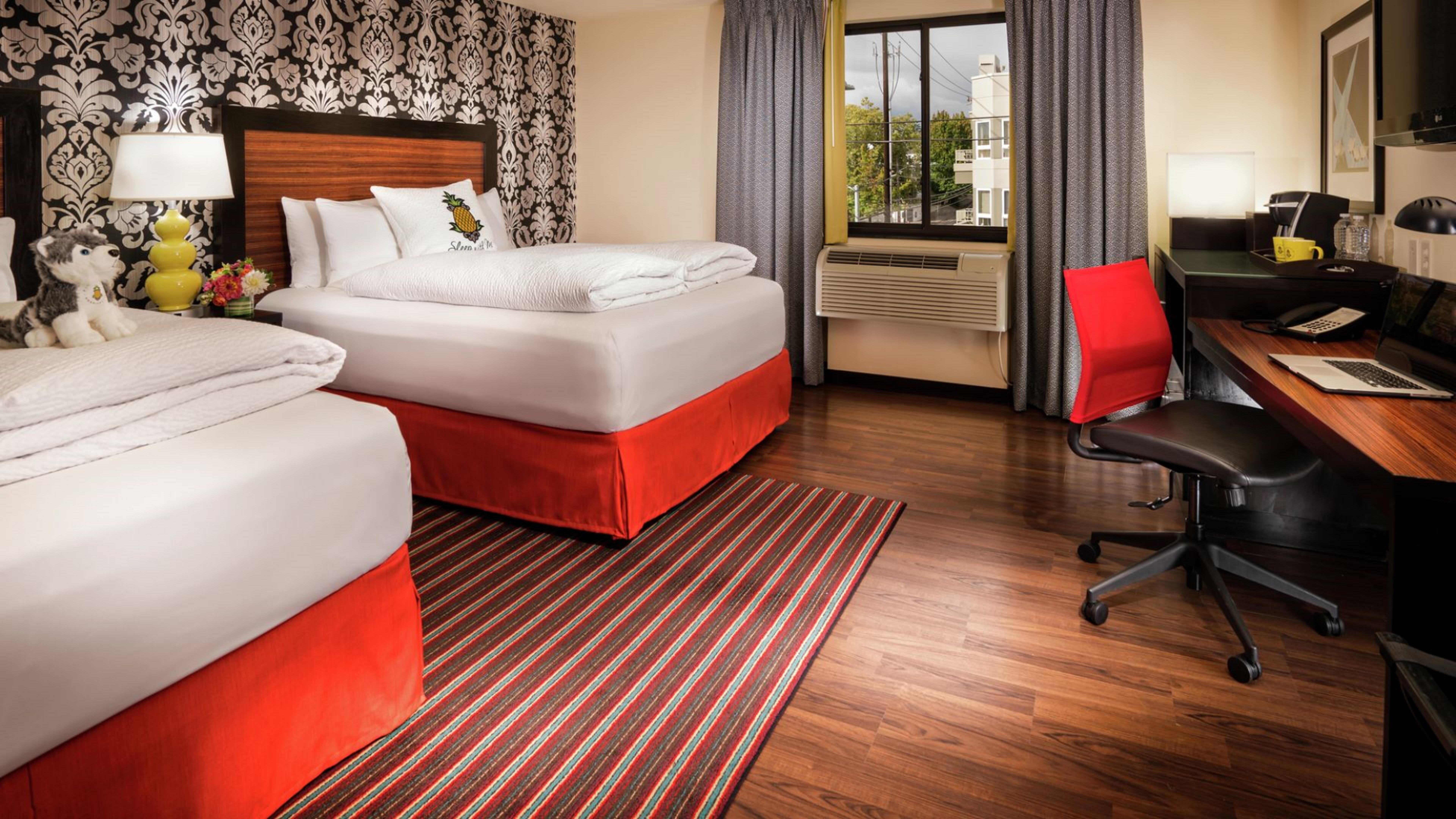 Staypineapple, The Maxwell Hotel, Center Hotel Seattle