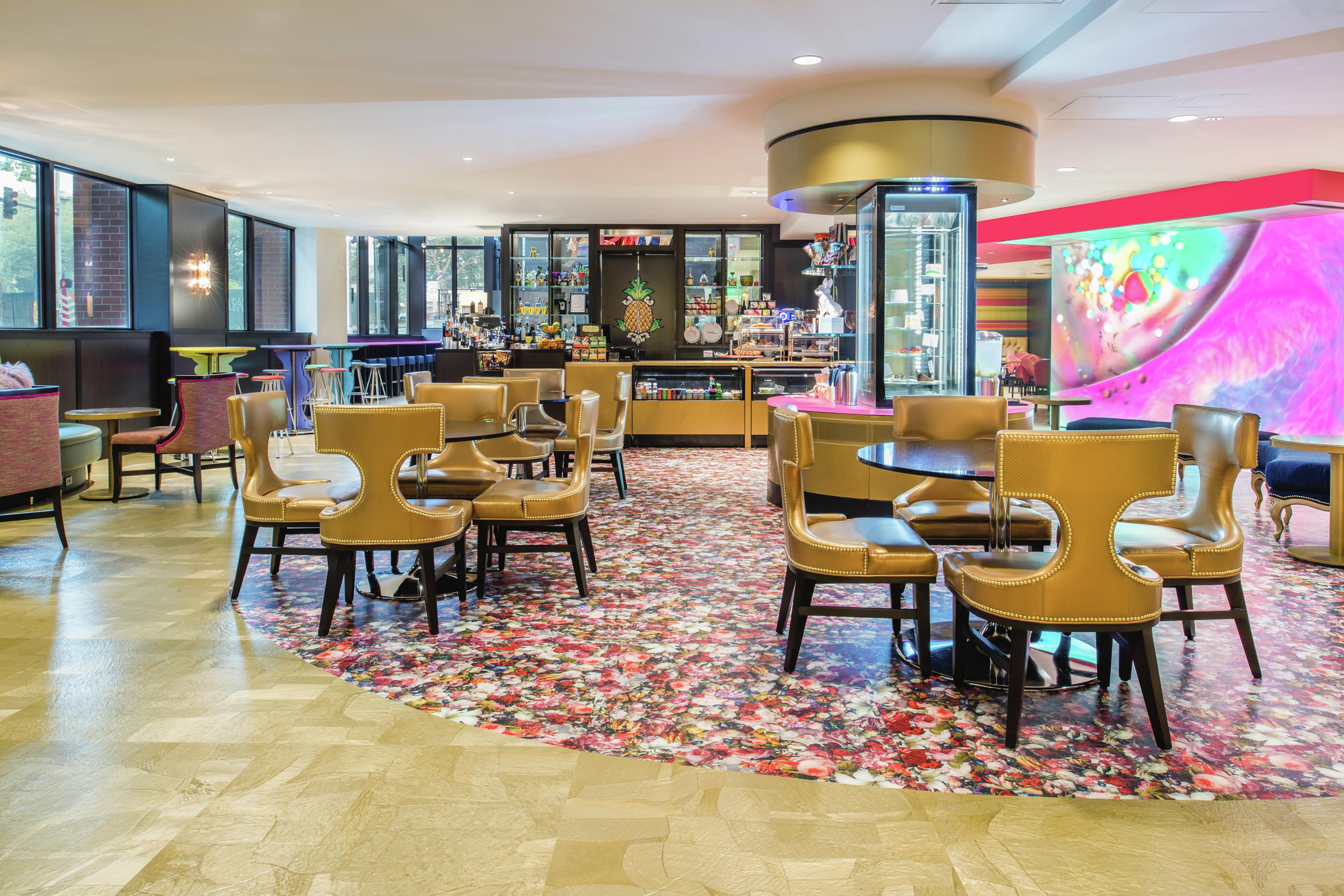 Hotel Staypineapple, The Maxwell Hotel, Center Seattle