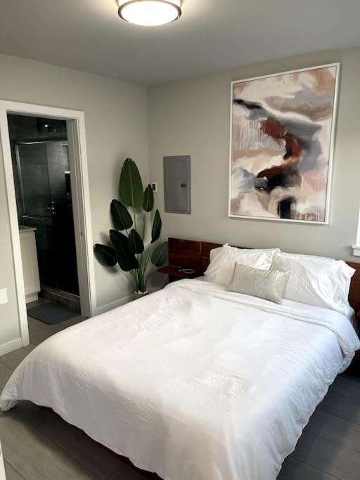Seattle's New Modern Townhouse W/ Private Rooftop Holiday home *