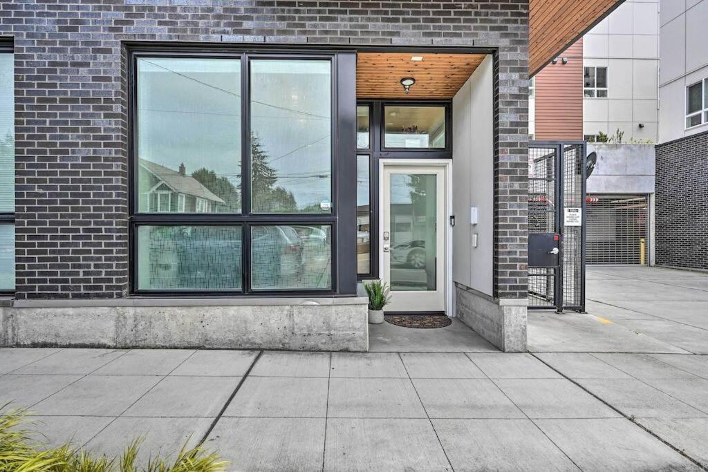 Stylish Ballard 15 Mins From Space Needle Apartment Seattle