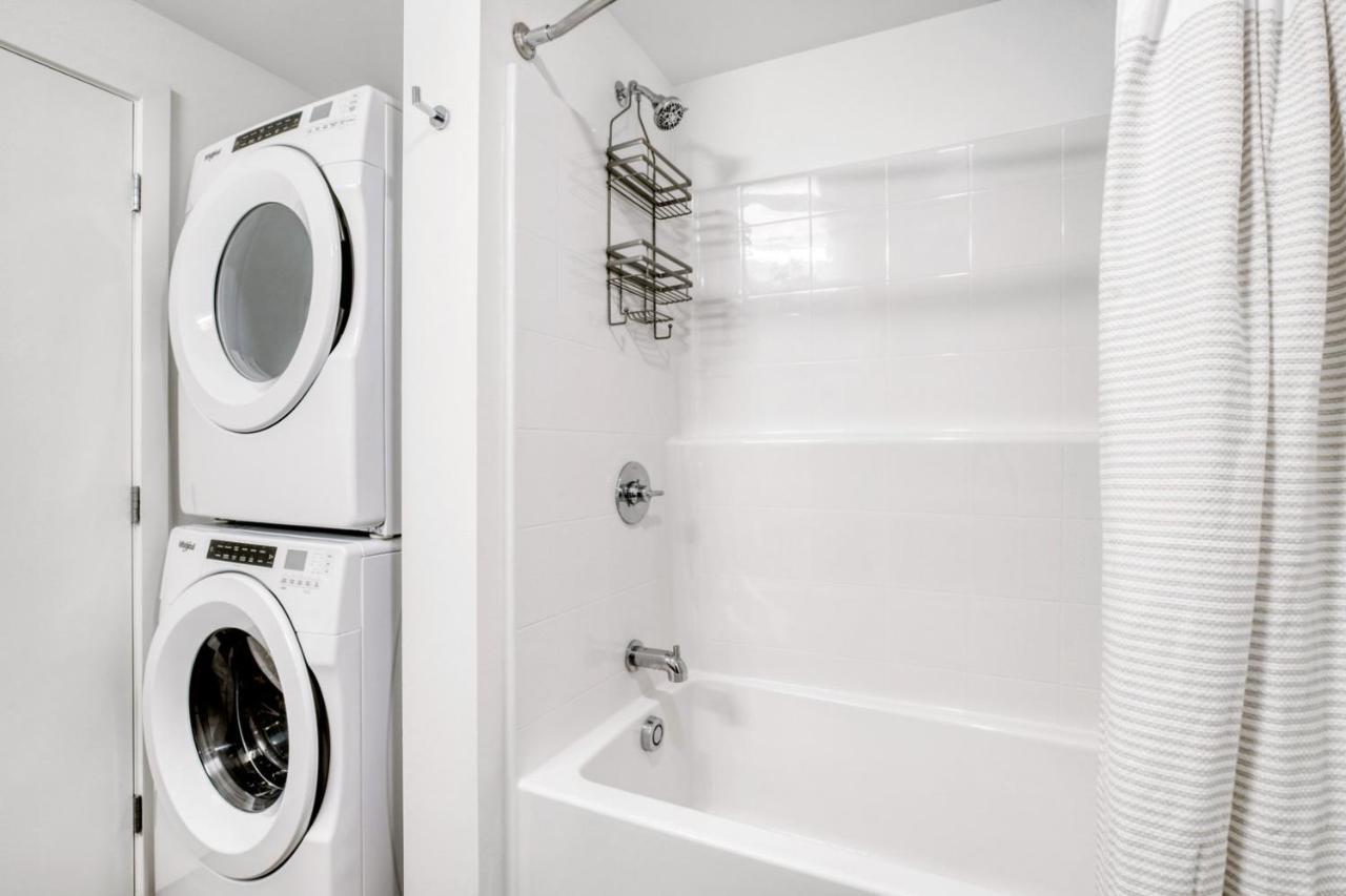 District 1br W Gym Bbq Nr Downtown Sea-546 * Seattle