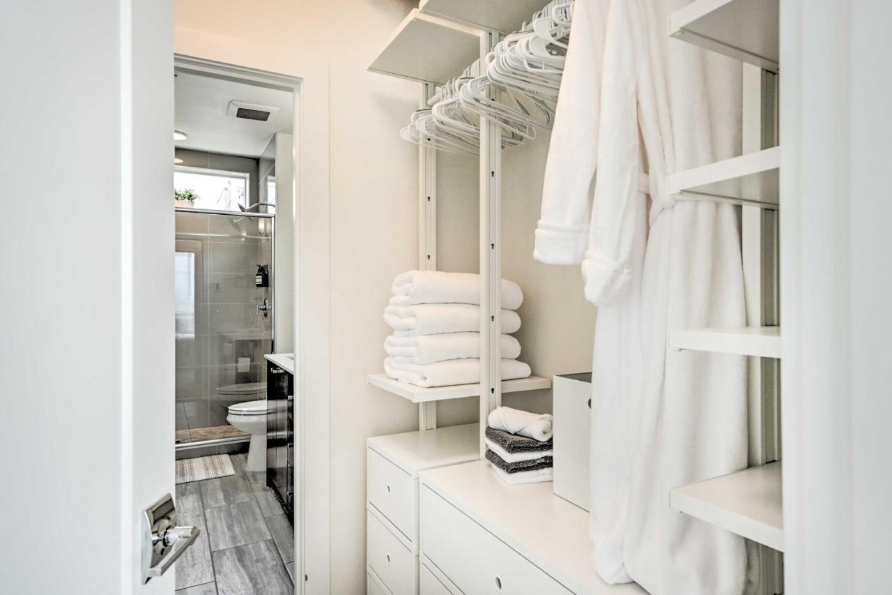 Stylish Townhome In Ballard Apartment *