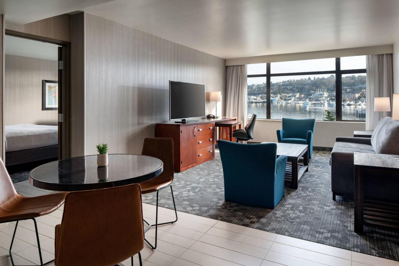 Courtyard Downtown/lake Union Hotel 3*