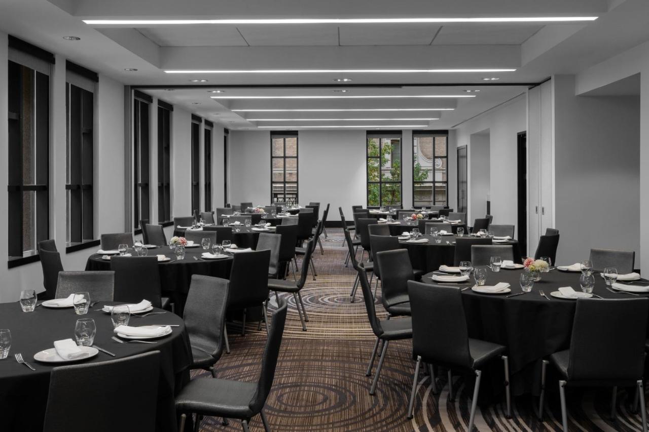 W Hotel 4*