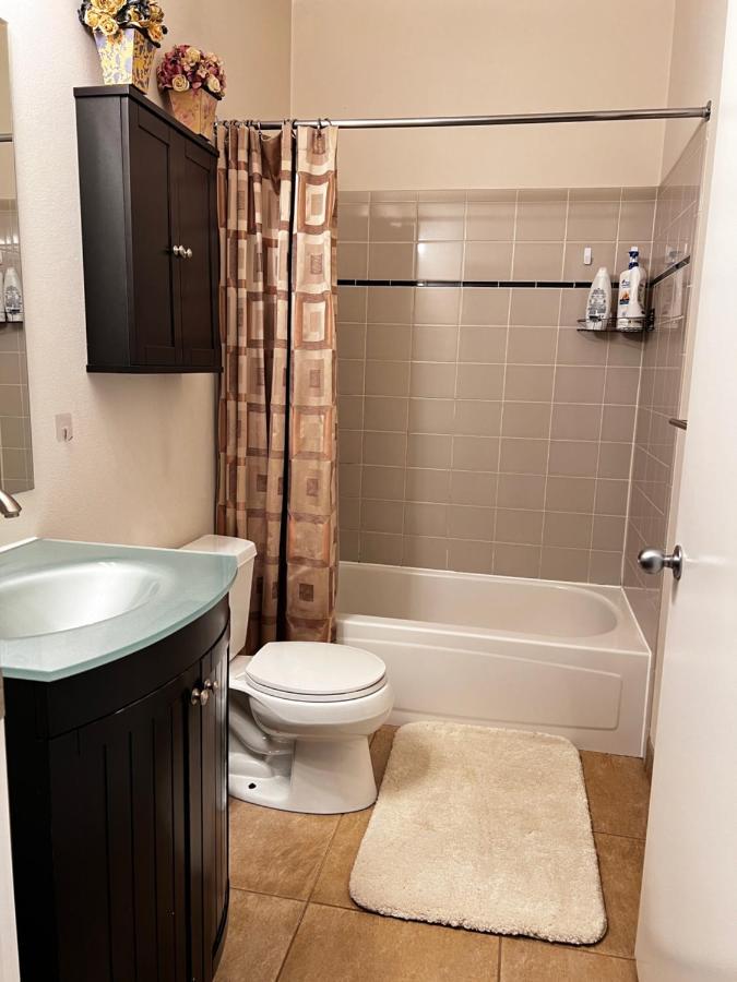 Apartment Cozy Nearby Attractions Center Seattle