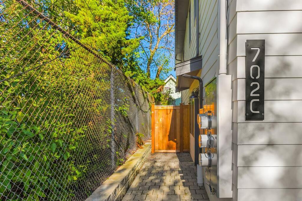 Apartment The Sweetest Hill - 81 Walkscore! *