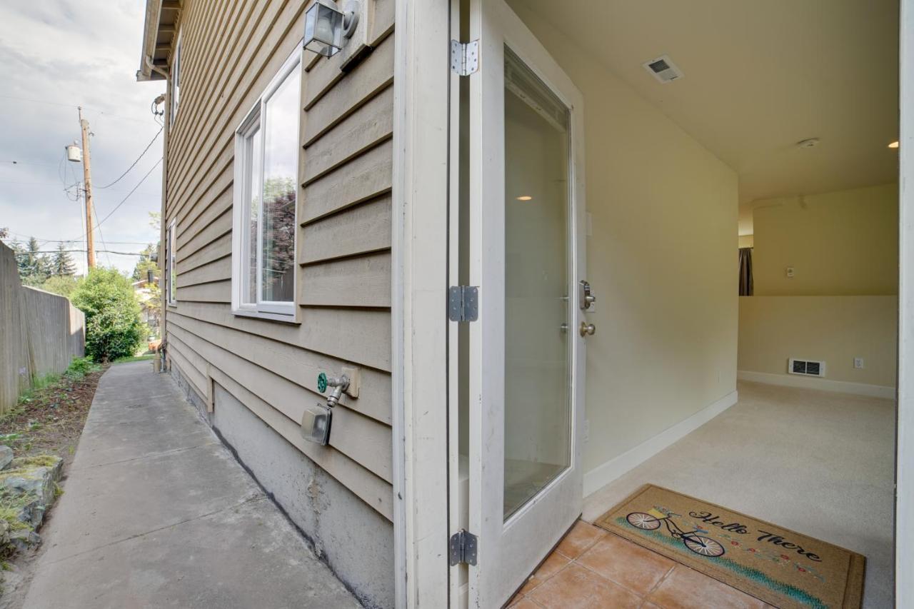 Apartment Airy About 7 Mi To Downtown! Seattle