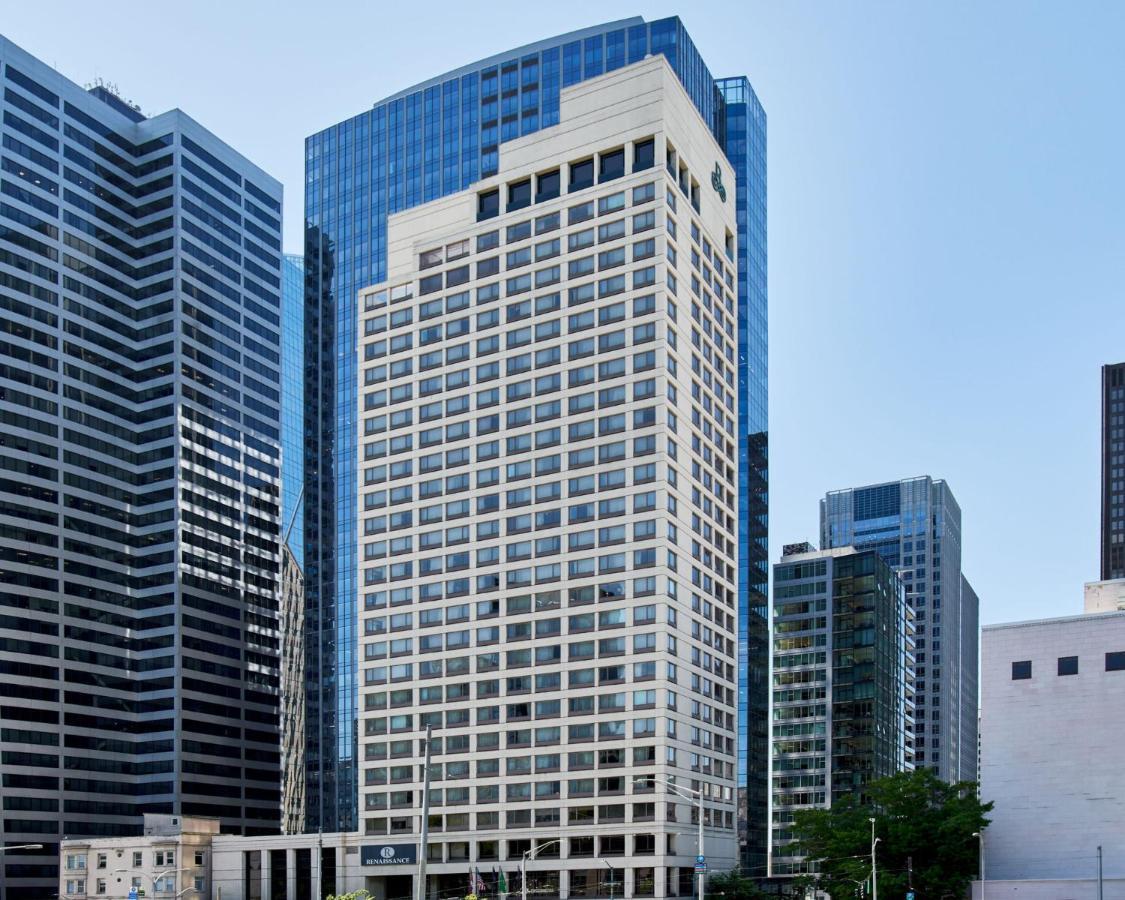Renaissance 4*
