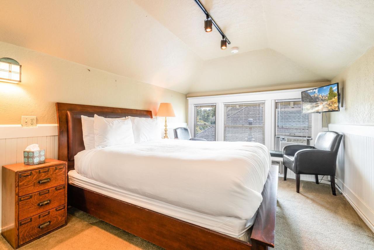 Inn Gaslight 3*