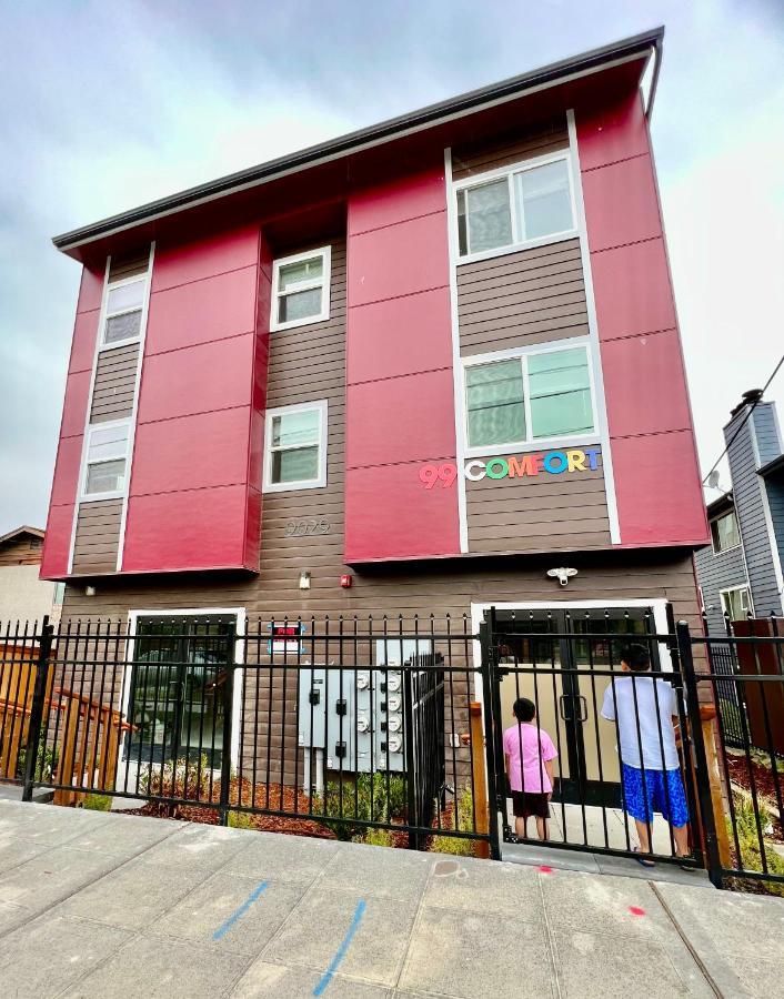 Apartment Alki Oasis: Modern Near & Downtown Seattle
