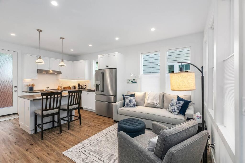 The Greenwood Gem Apartment Seattle