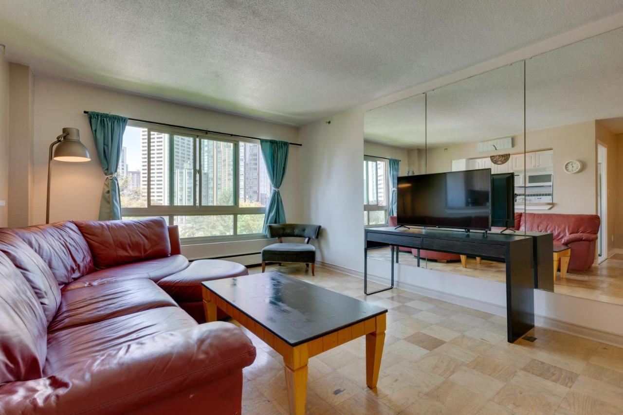 Downtown With Rooftop Deck And Views! Apartment