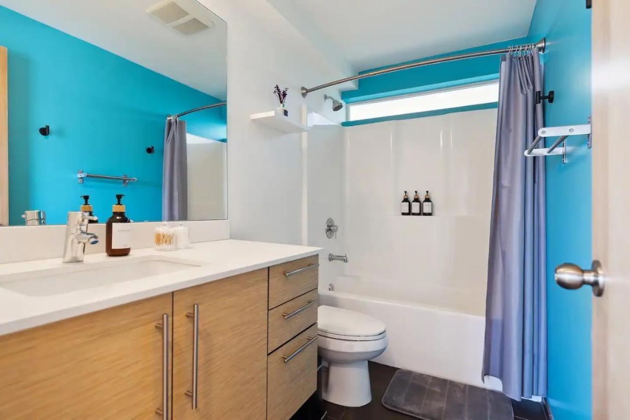 Smart Minimal 3br 2.5bath House With Parking Holiday home