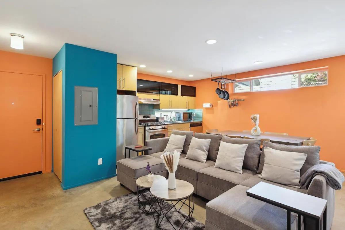 Smart Minimal 3br 2.5bath House With Parking Holiday home