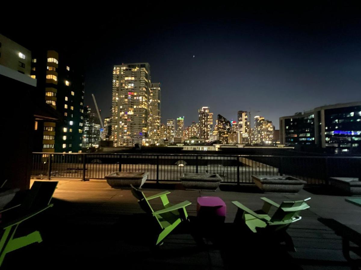 Cozy Downtown Retreat With Space Needle View *