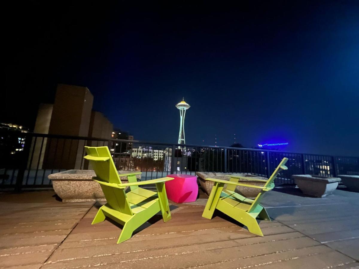Apartment Cozy Downtown Retreat With Space Needle View