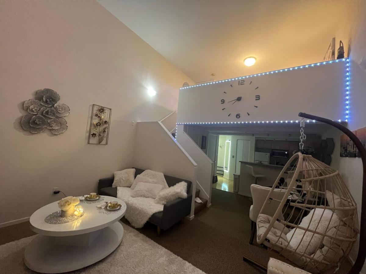 Apartment Cozy Downtown Retreat With Space Needle View Seattle